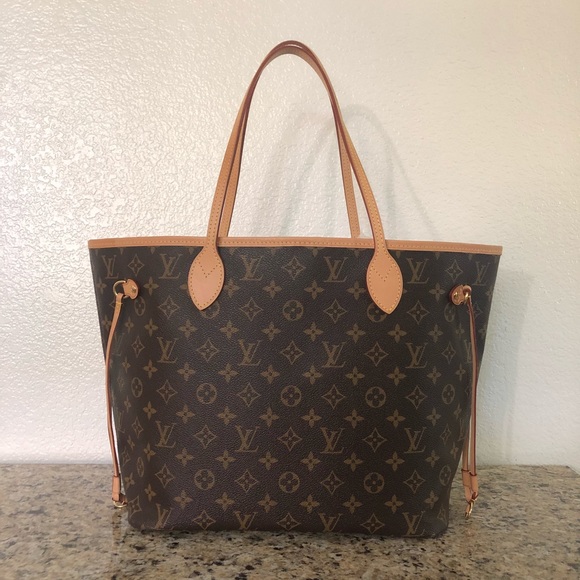 SOLD Authentic Louis Vuitton Monogram Neverfull MM - Picture 2 of 8